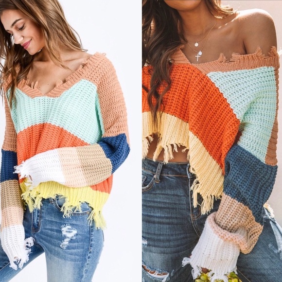 Sweaters - Color Block Loose Knit V Neck Frayed Sweater